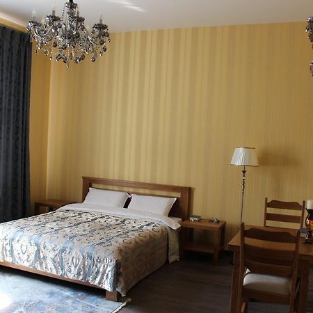 Barin House Hotell Sumy Eksteriør bilde