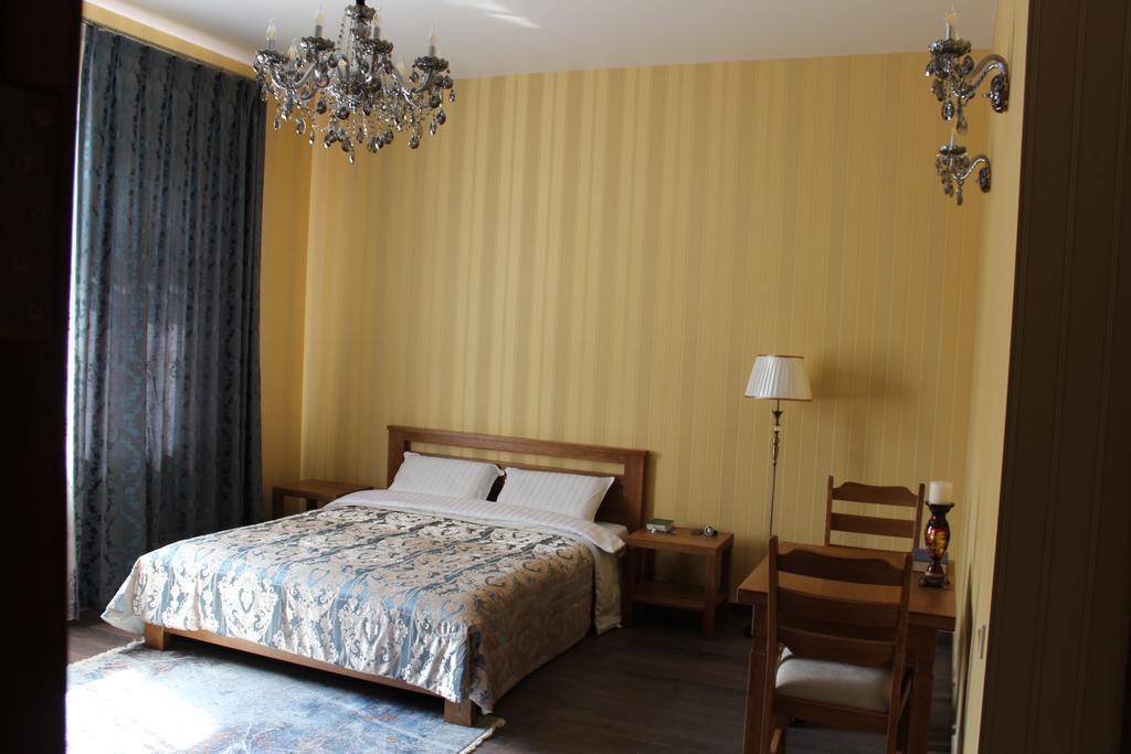 Barin House Hotell Sumy Eksteriør bilde