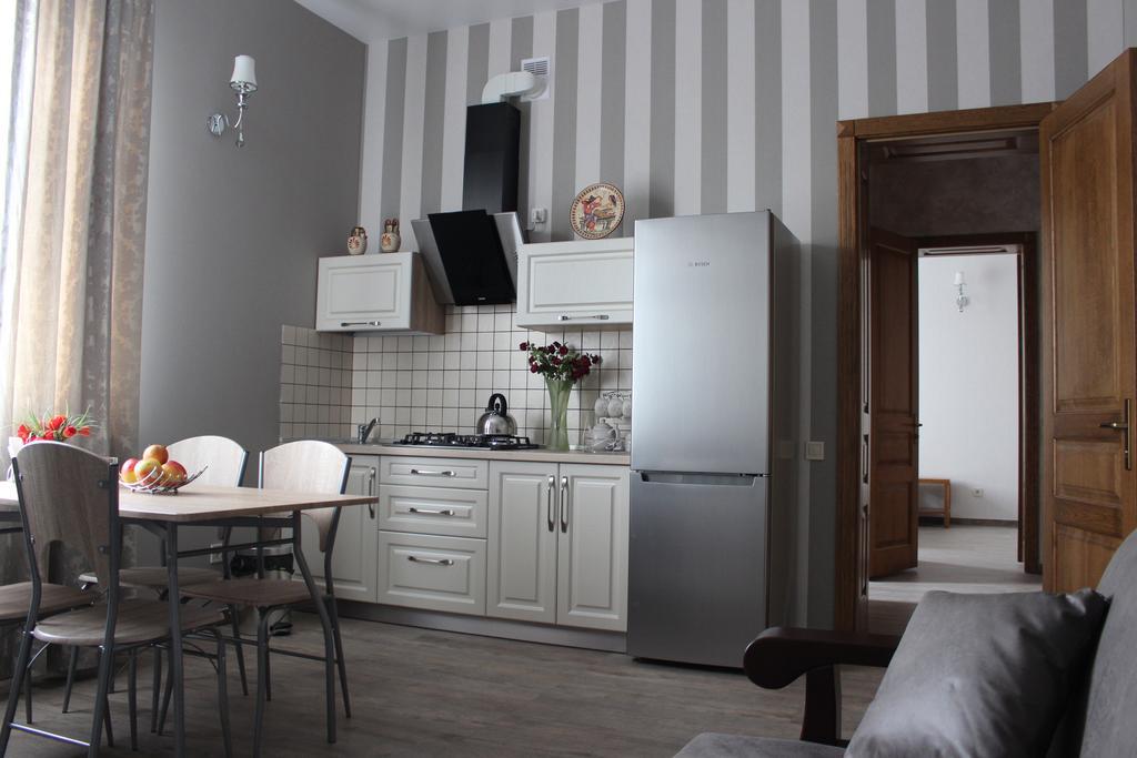 Barin House Hotell Sumy Eksteriør bilde