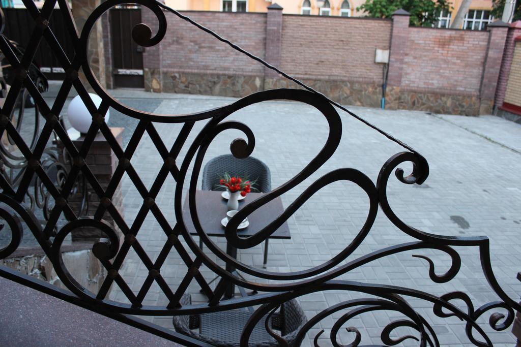 Barin House Hotell Sumy Eksteriør bilde
