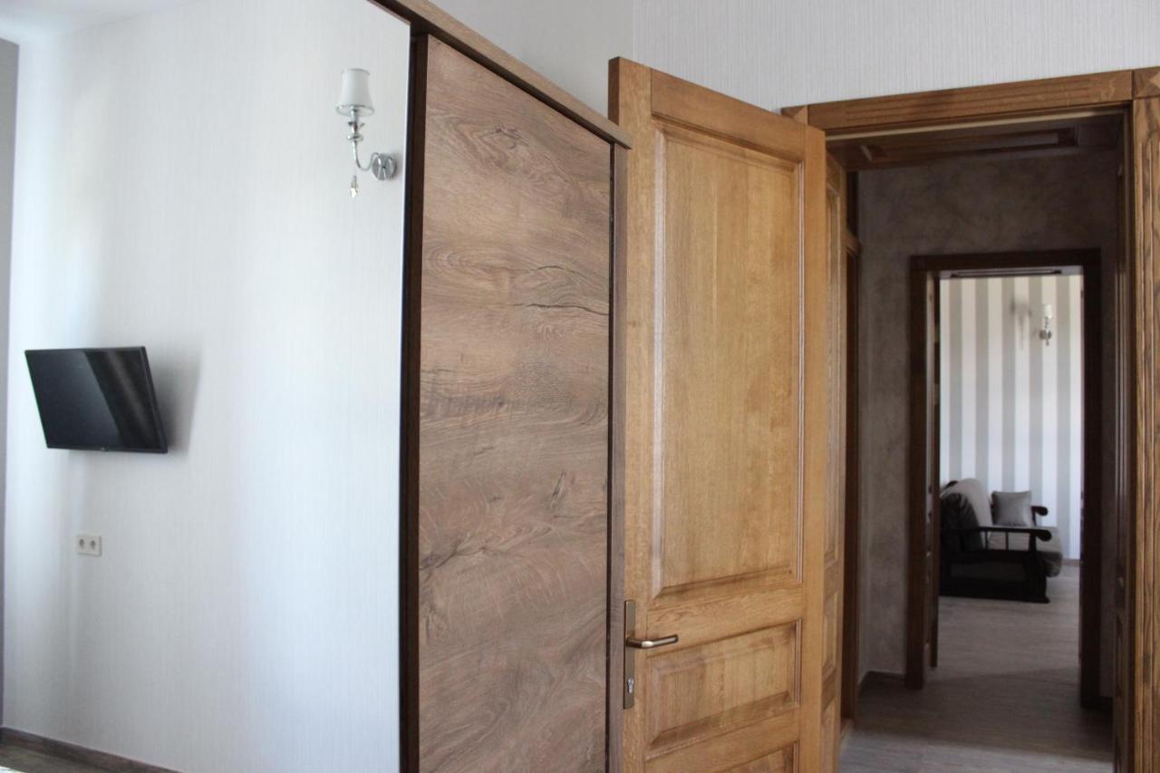 Barin House Hotell Sumy Eksteriør bilde